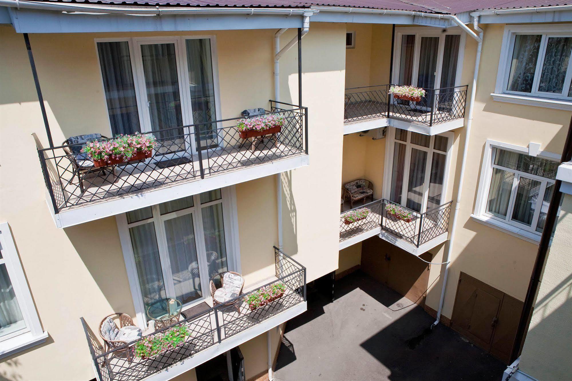 Geneva Park Hotel Odessa Ngoại thất bức ảnh