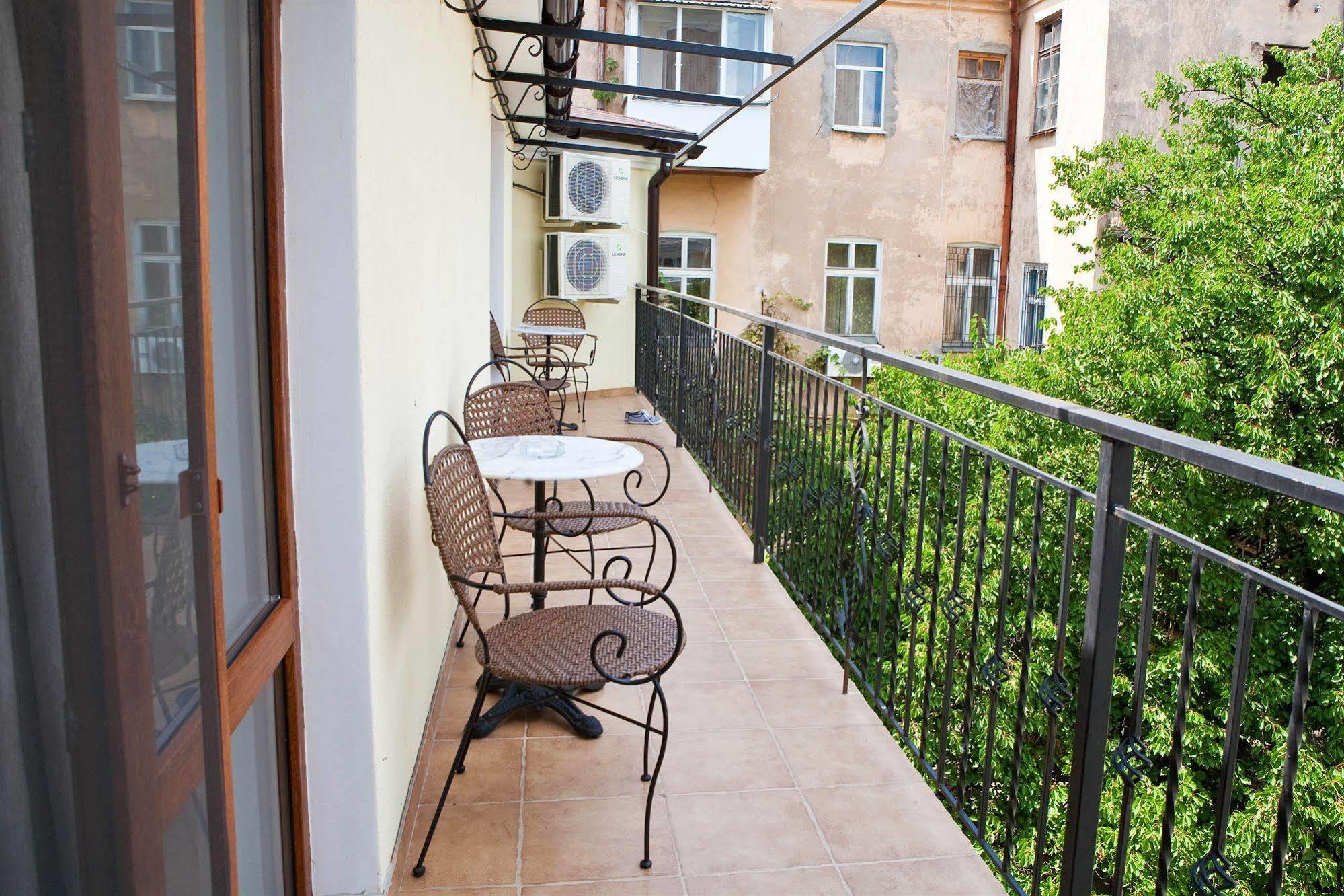 Geneva Park Hotel Odessa Ngoại thất bức ảnh
